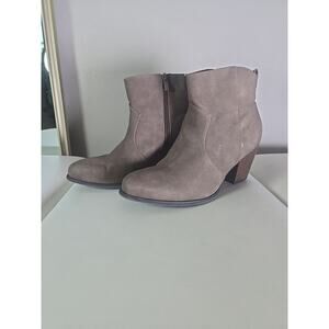 Torrid Ankle Boots 10W Western Biker Combat Tan Winter Fall Zip Wide Width